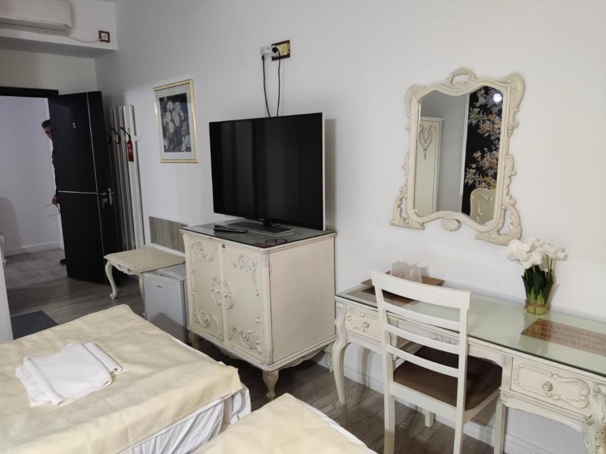 Nevis Fundeni Hotell Bucureşti Eksteriør bilde